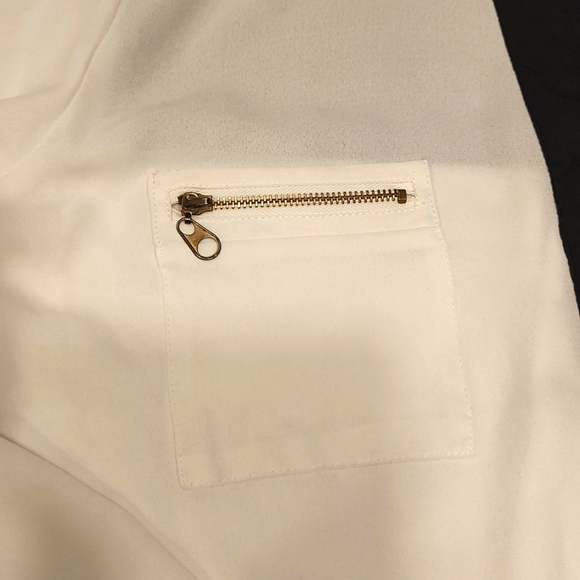 EUC!!! My Michelle Drop Tail Longsleeve Blouse - Picture 6 of 6